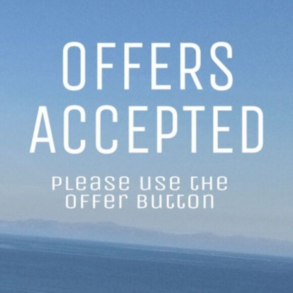 $5 Item! New in Bag Cat Dangle Earrings with Crystal Face and Collar - Picture 4 of 6